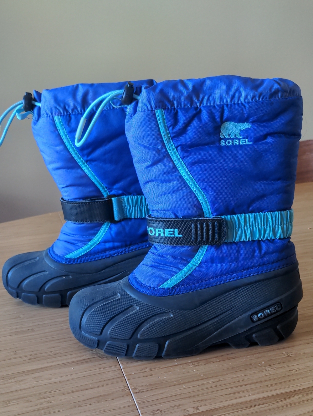 Sorel Youth Flurry Snow Boot Sz 2 Violet Purple Aqua Blue